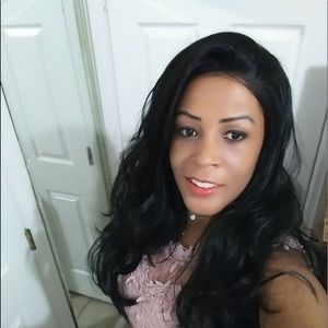 Meet your Posher, Ana